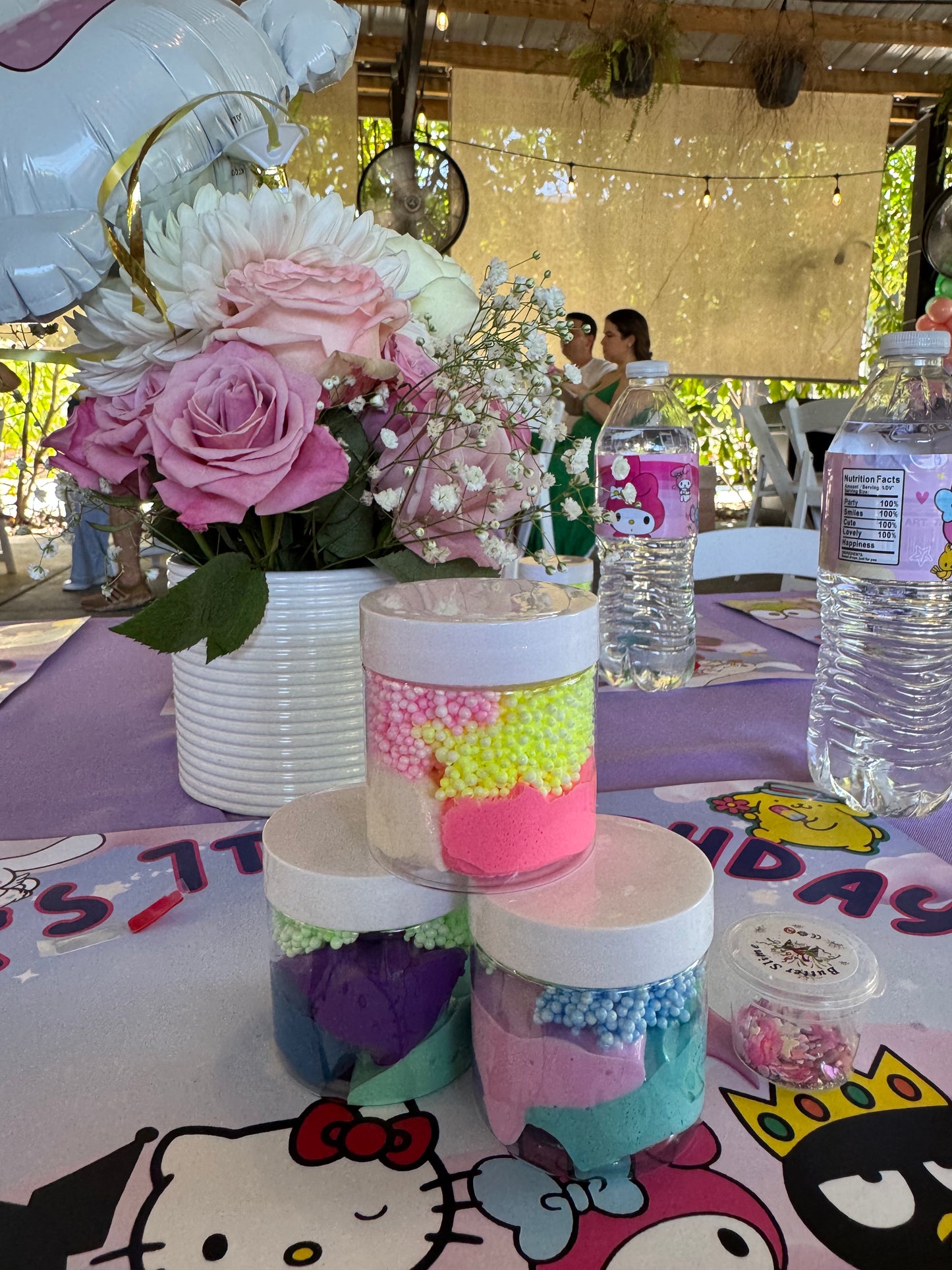 Slimes or Crafts or Painting on canvases for Kids Parties in Miami | Macarena Party