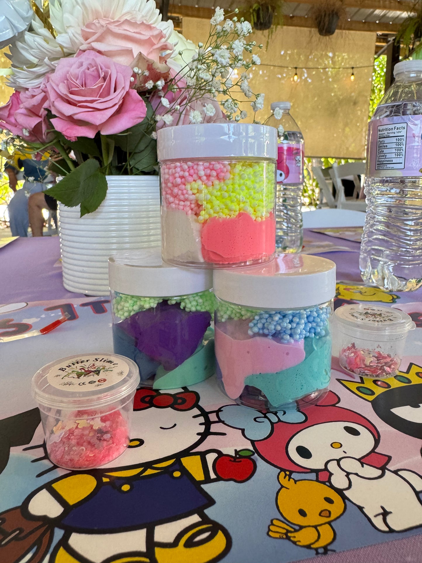 Slimes or Crafts or Painting on canvases for Kids Parties in Miami | Macarena Party